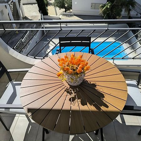 Villa Seaview With Pool - Apartment Yellow Trogir Eksteriør billede